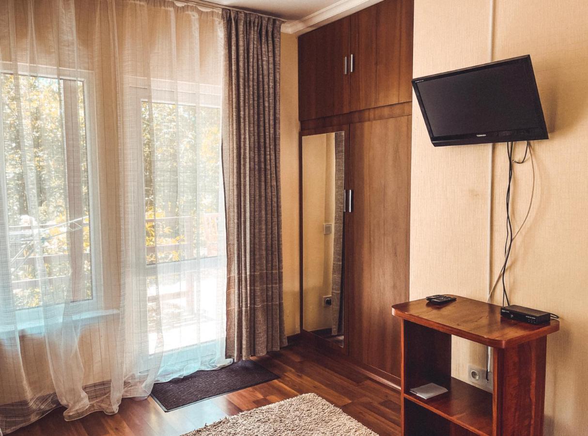 Dolinka Guest House Leto מראה חיצוני תמונה