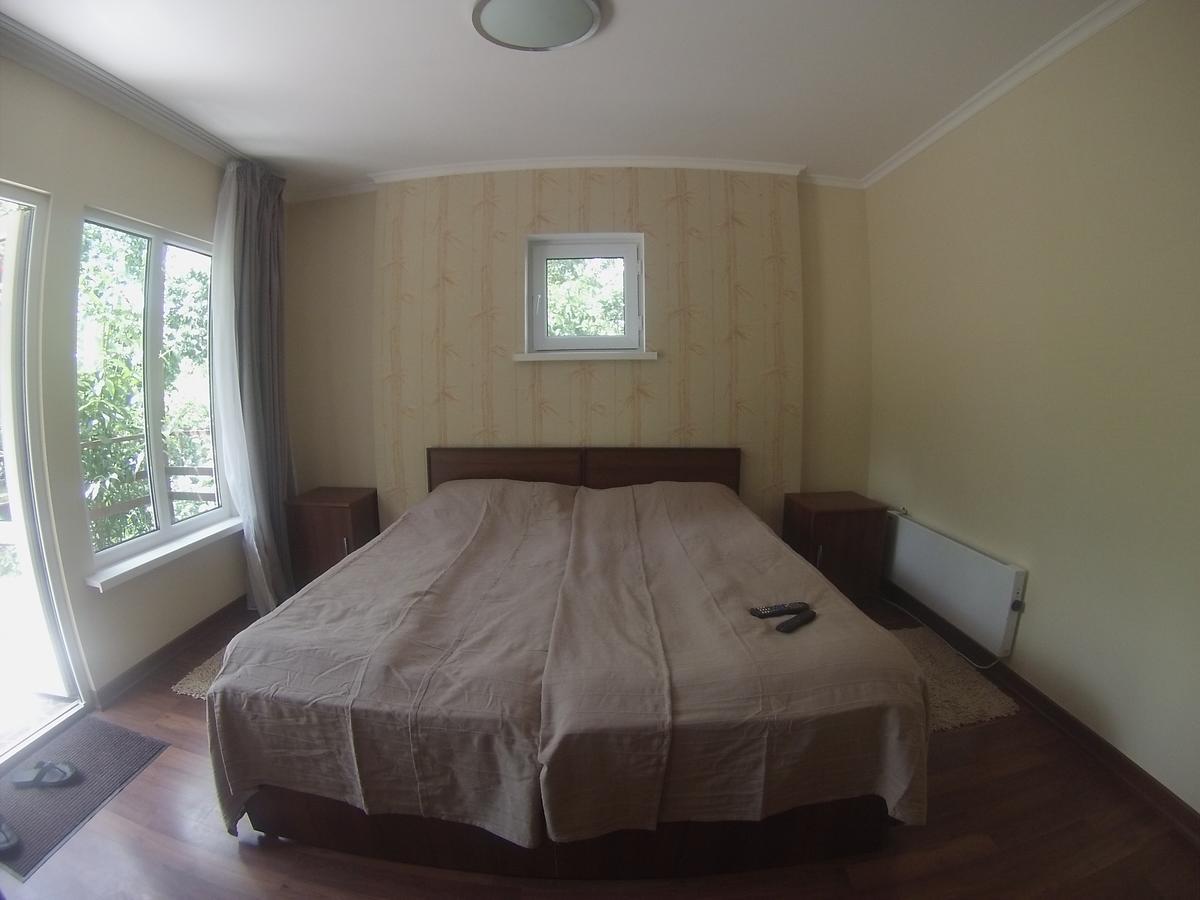 Dolinka Guest House Leto מראה חיצוני תמונה