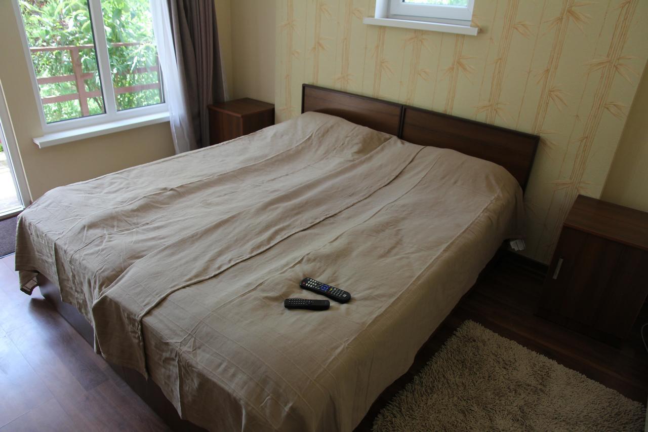 Dolinka Guest House Leto מראה חיצוני תמונה